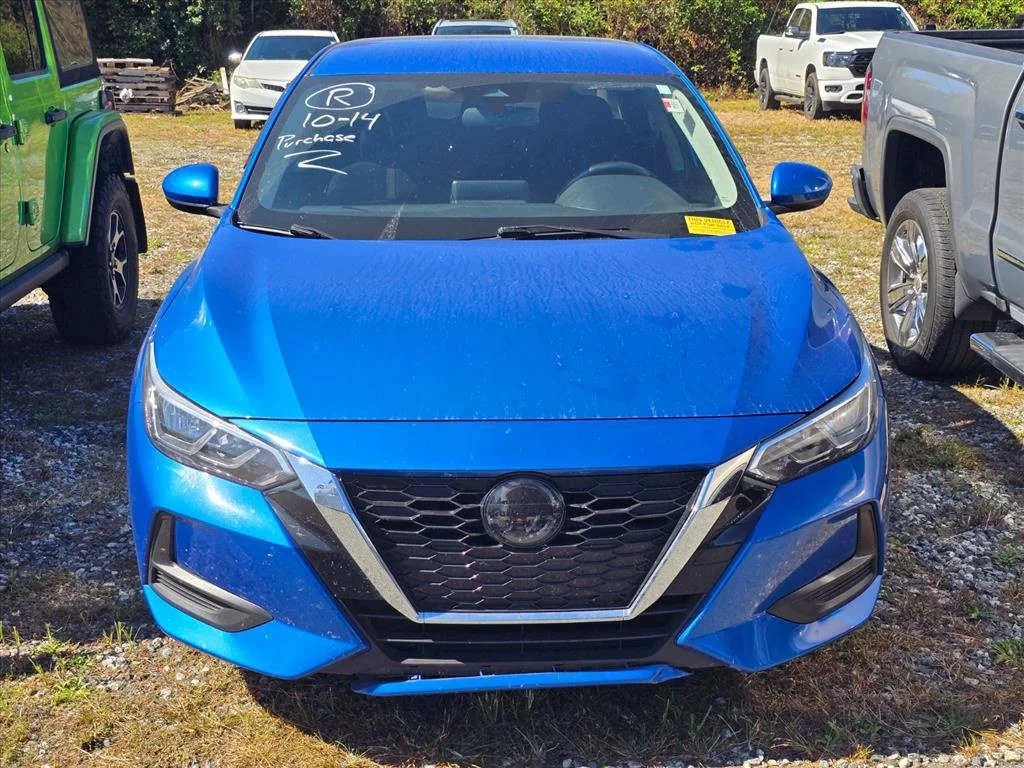 Used 2022 Blue Nissan SV image 8