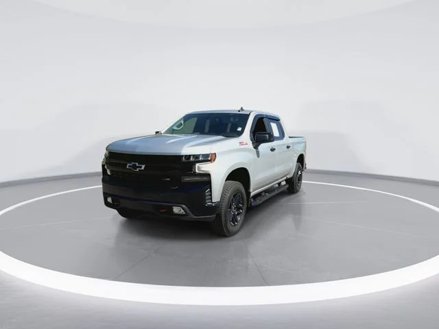Used 2021 Silver Chevrolet LT Trail Boss image 4