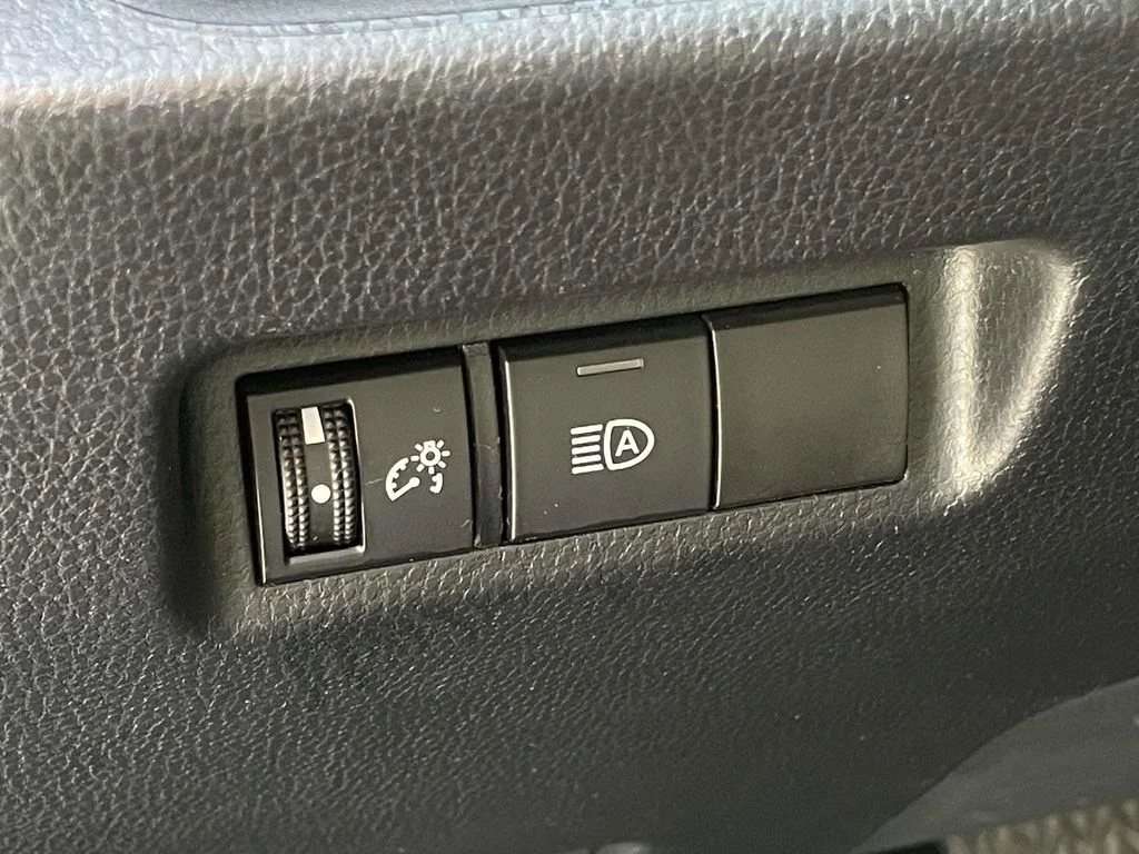 Used 2022 Magnetic Gray Metallic Toyota LE image 10