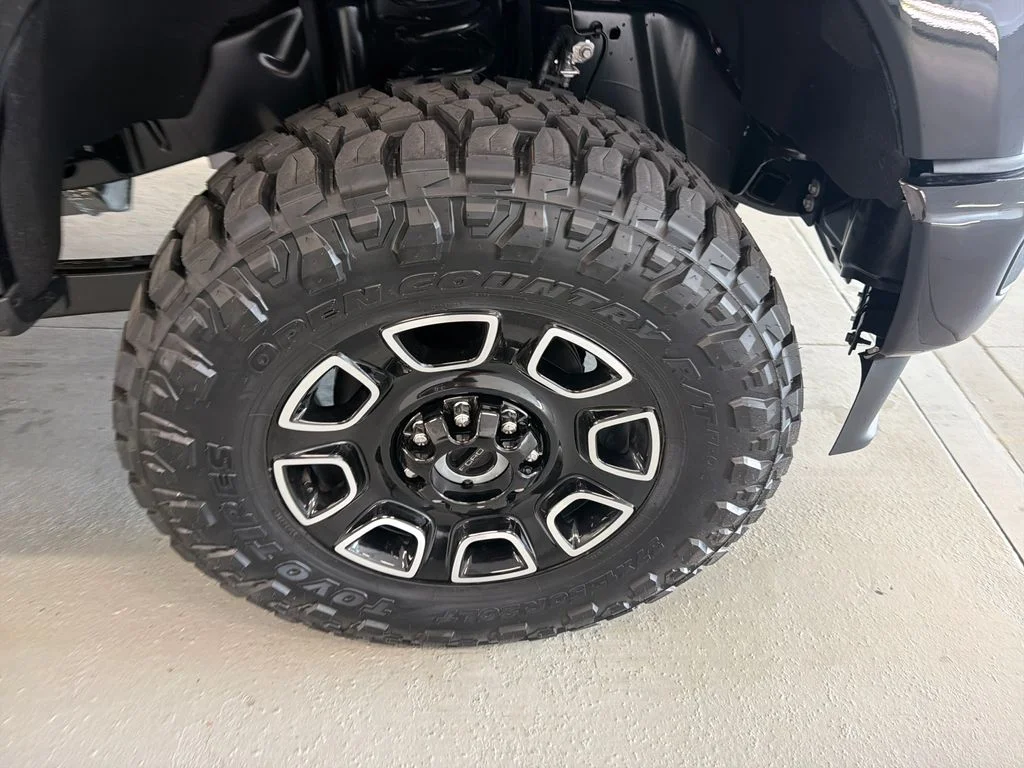 New 2026 Agate Black Metallic Ford F-250® Lariat® image 6