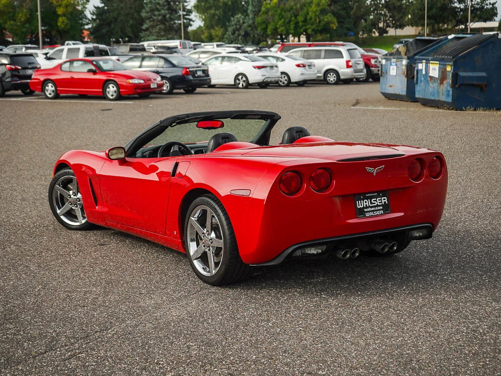 Used 2007 Victory Red Chevrolet NA image 31