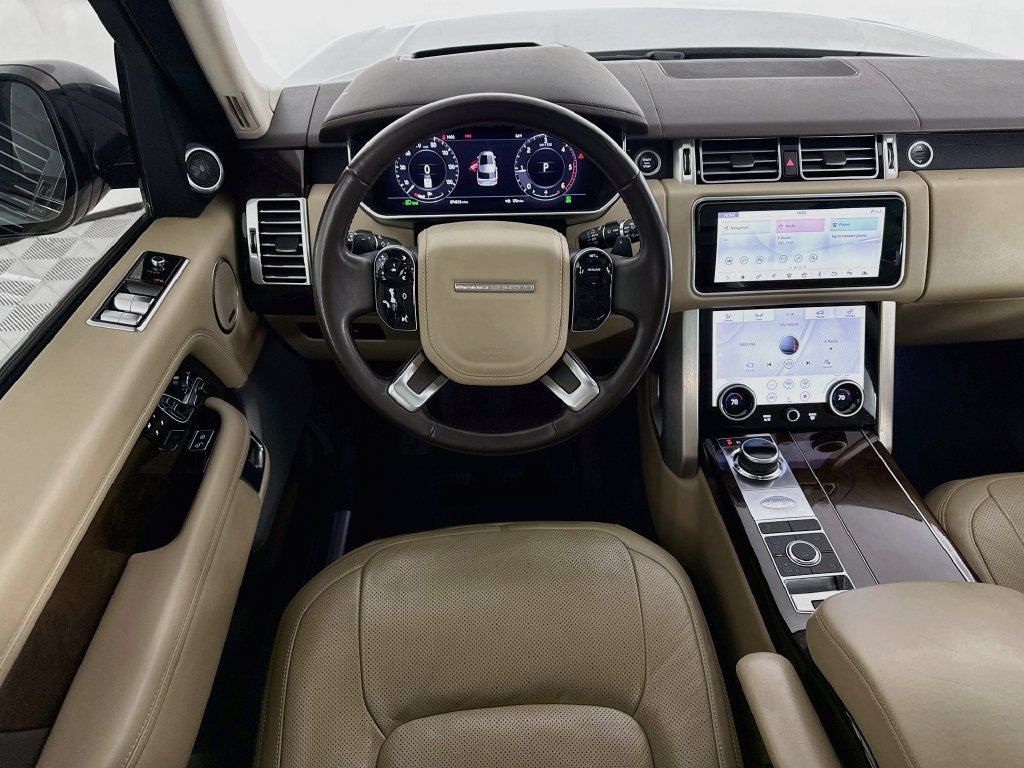 Used 2018 Gray Land Rover HSE image 19