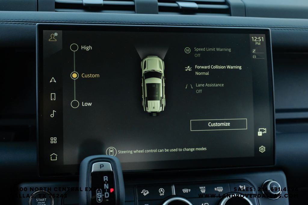 New 2026 Fuji White Land Rover X-Dynamic SE image 30