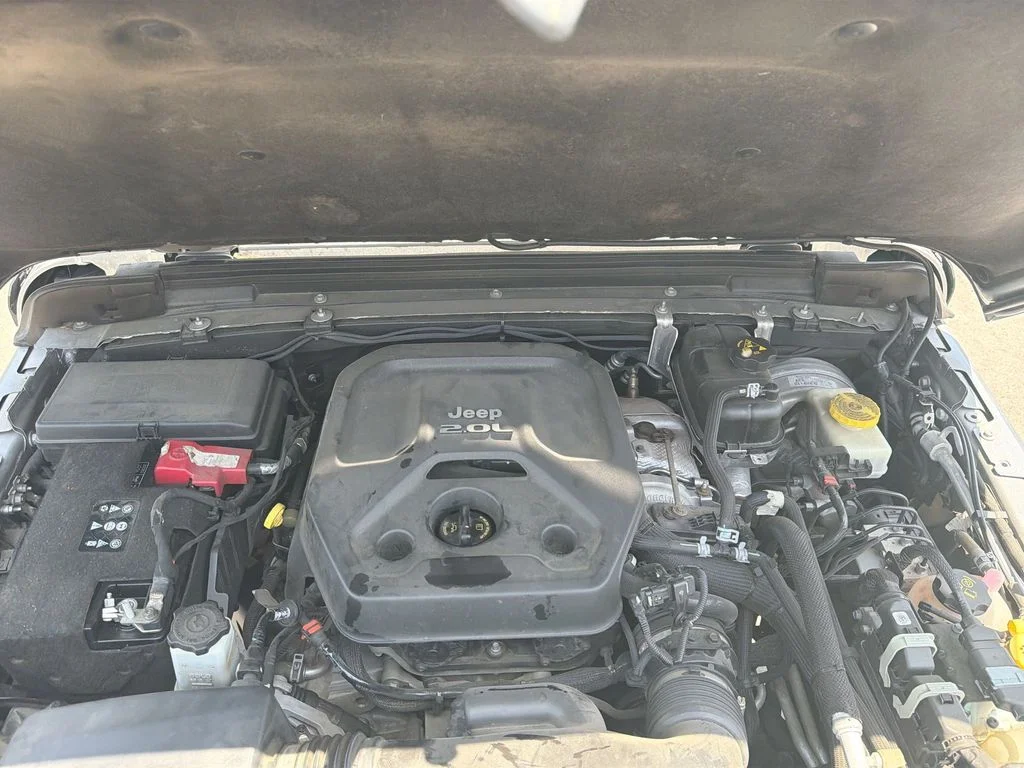 Certified Used 2019 Silver Jeep Unlimited Sport S image 16