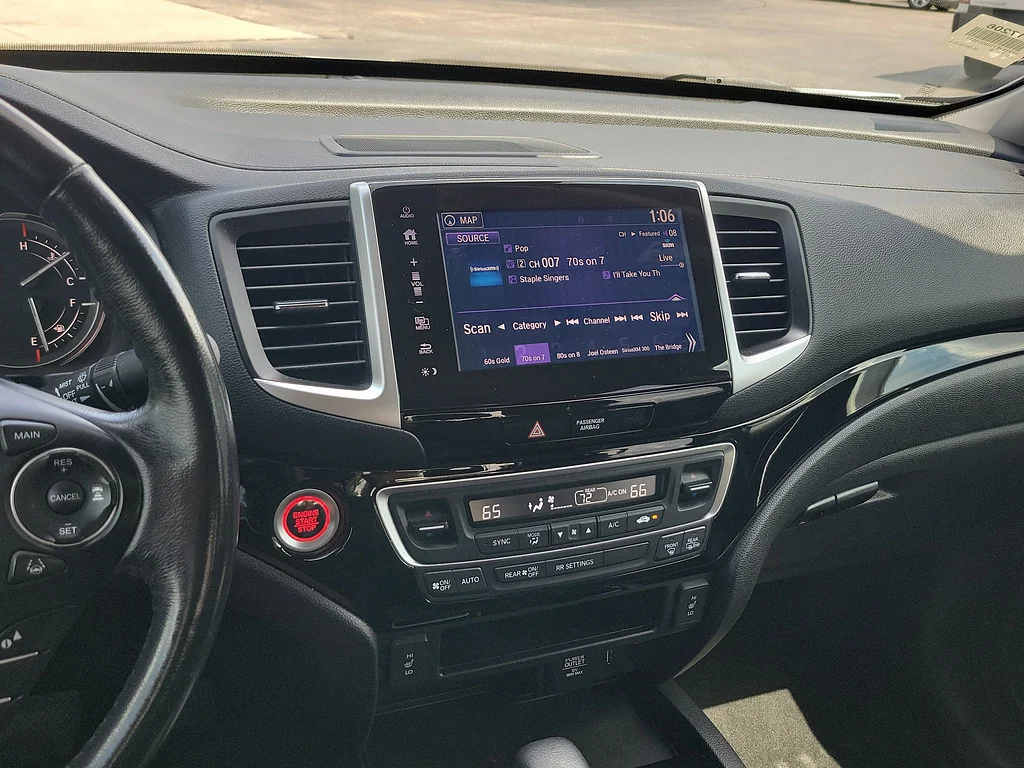 Used 2017 White Diamond Pearl Honda RTL-E image 25