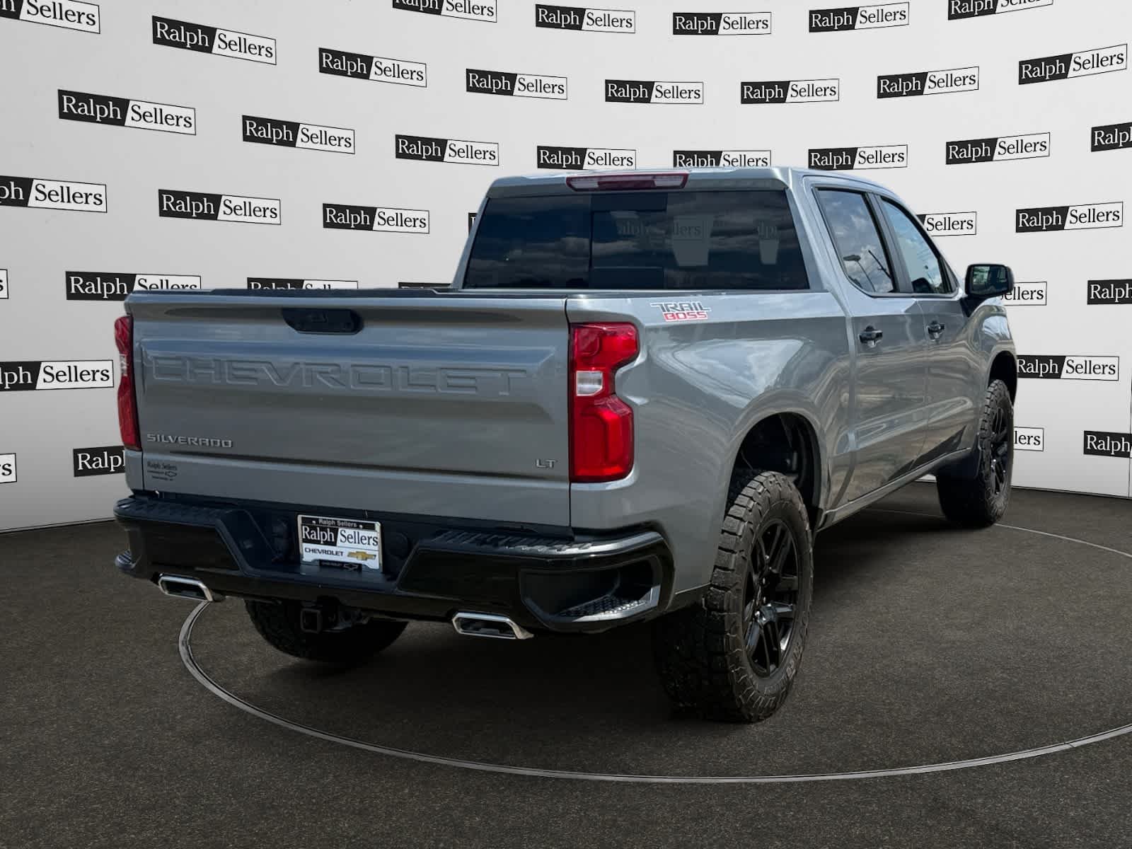 Used 2025 Sterling Gray Metallic Chevrolet LT Trail Boss image 6