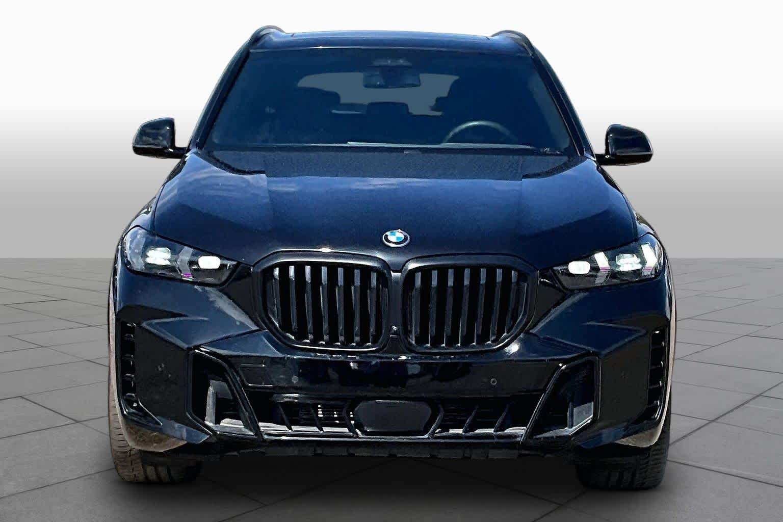 Used 2024 Black Sapphire Metallic BMW xDrive40i image 3