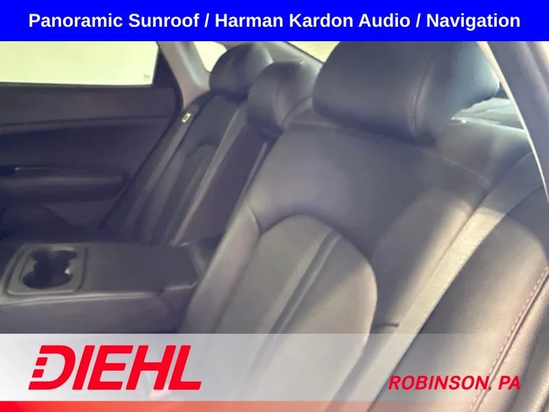 Used 2018 Red Kia SX image 15