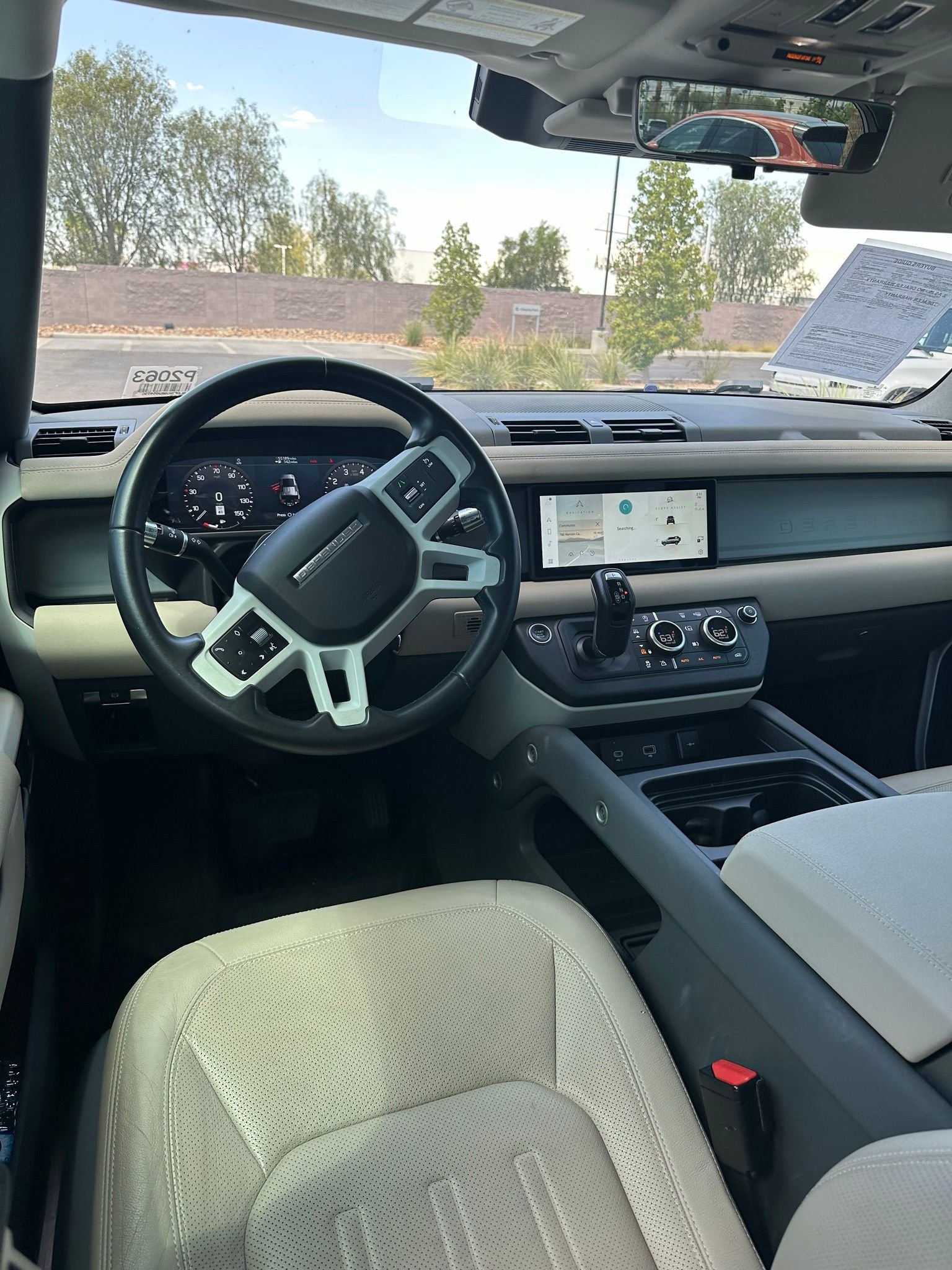 Used 2021 Fuji White Land Rover SE image 17