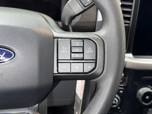 New 2026 Oxford White Ford XLT image 17