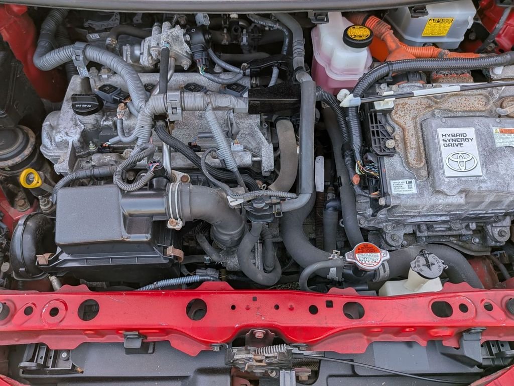 2016 Toyota Prius c Four - Photo 30