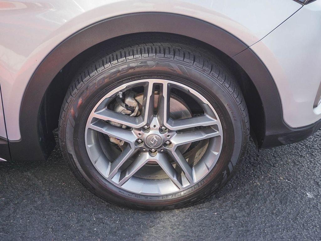 Used 2018 Silver Hyundai Limited Ultimate image 9