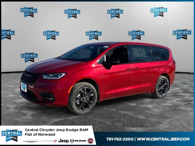 2026 Chrysler Pacifica Select