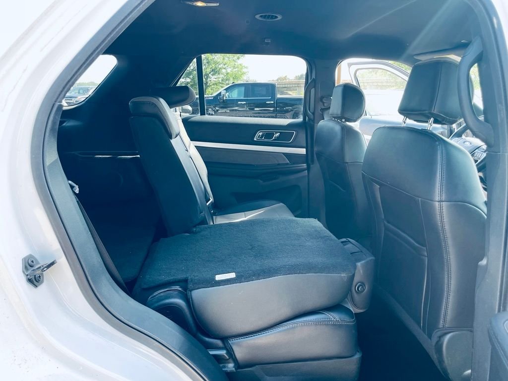 Used 2017 White Ford XLT image 21