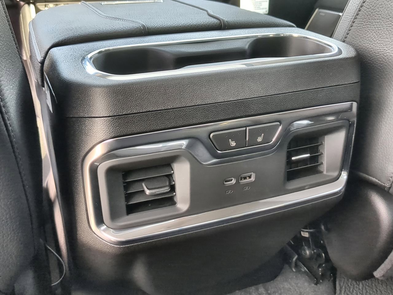 2026 GMC Sierra 2500HD Denali - Photo 22