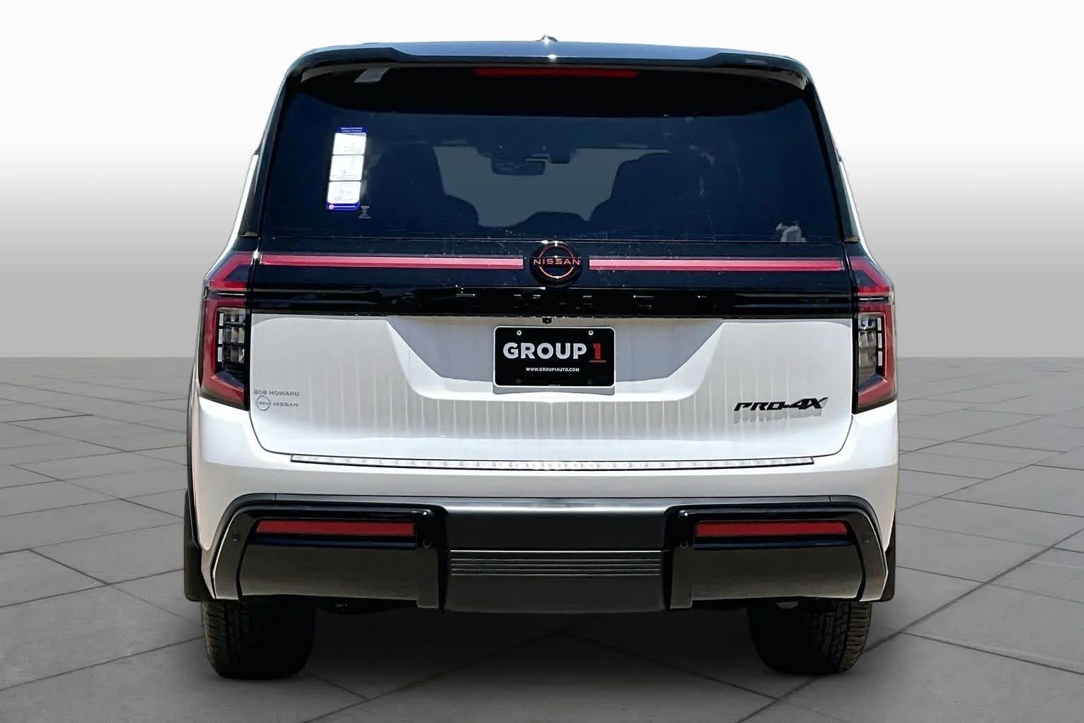 New 2026 2T WHT BLK XABG Nissan PRO-4X image 4