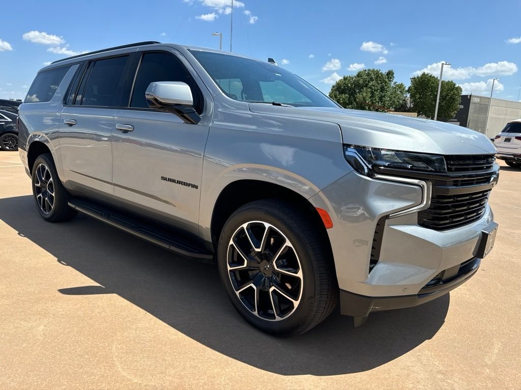 Used 2024 Gray Chevrolet RST image 2