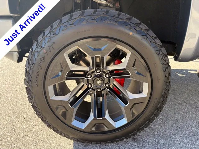 Used 2022 Gray GMC Denali image 11
