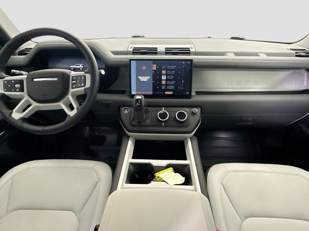 2025 Land Rover Defender S - Photo 13