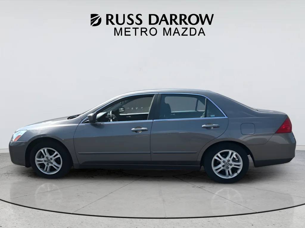 Used 2006  Honda EX-L image 2