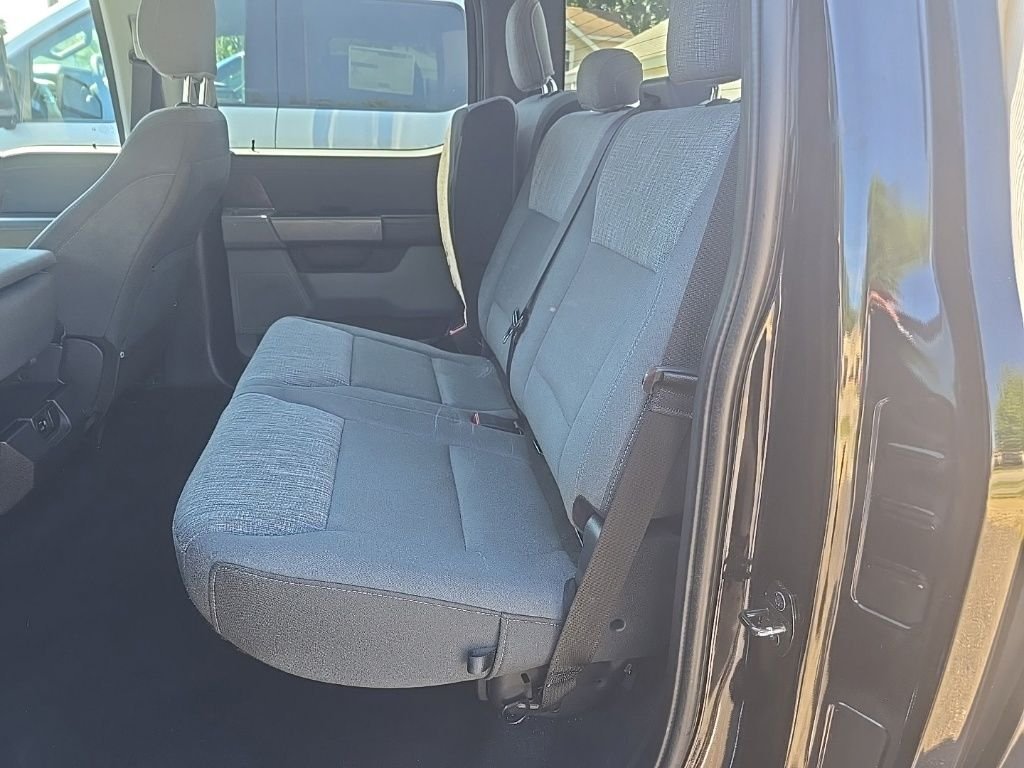 Used 2021 Agate Black Metallic Ford XLT image 13