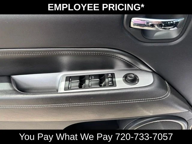 Used 2015 Gray Jeep Latitude image 11