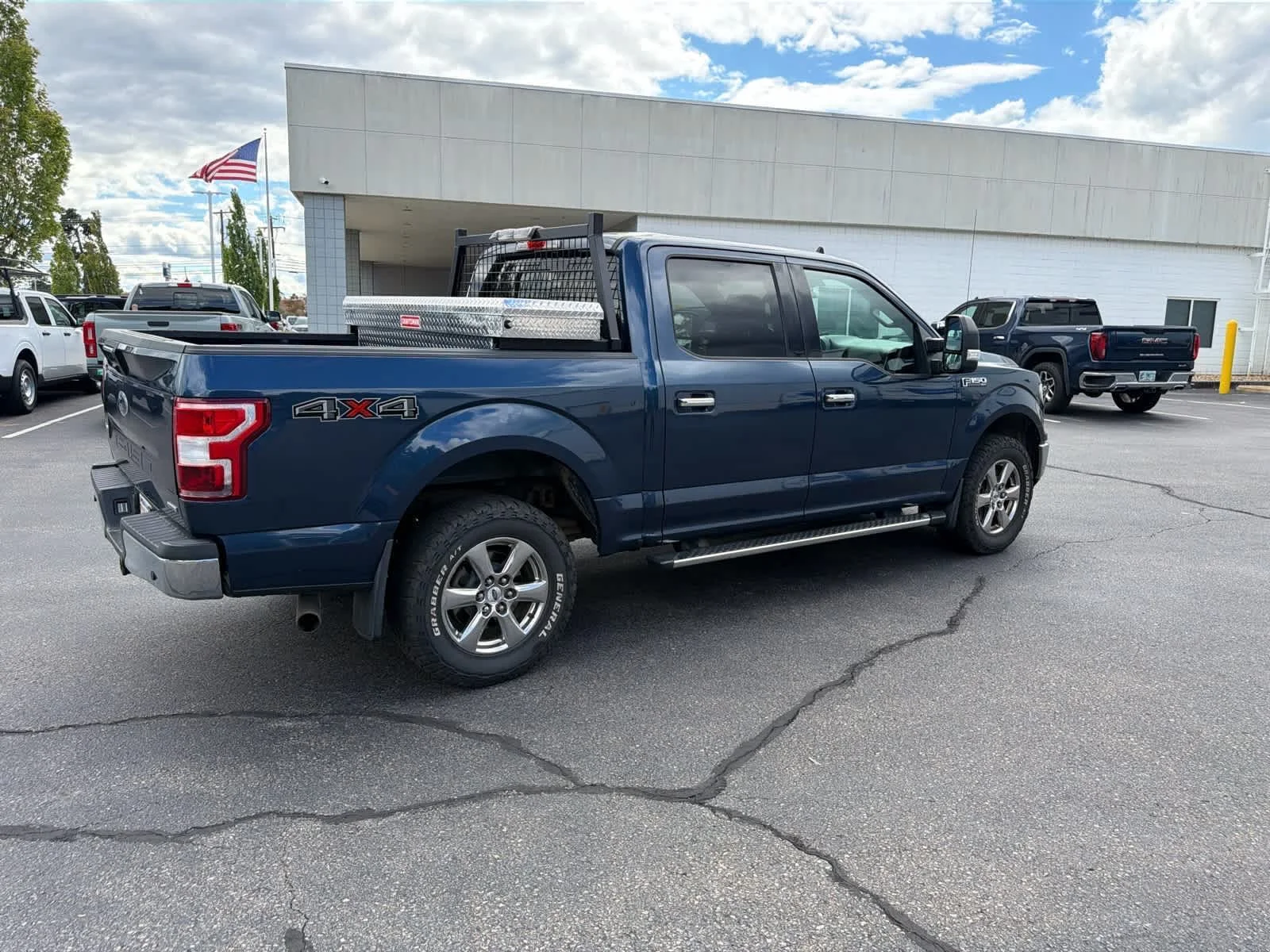 Used 2019 Blue Jeans Metallic Ford XLT image 6