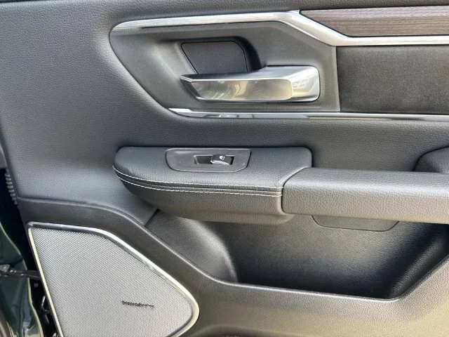 New 2027 Serrano-Green Metallic Exterior Paint RAM Laramie image 34