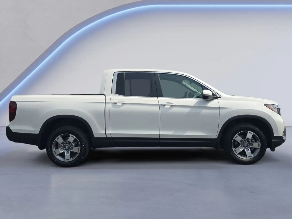 New 2026 Platinum White Pearl Honda RTL image 7