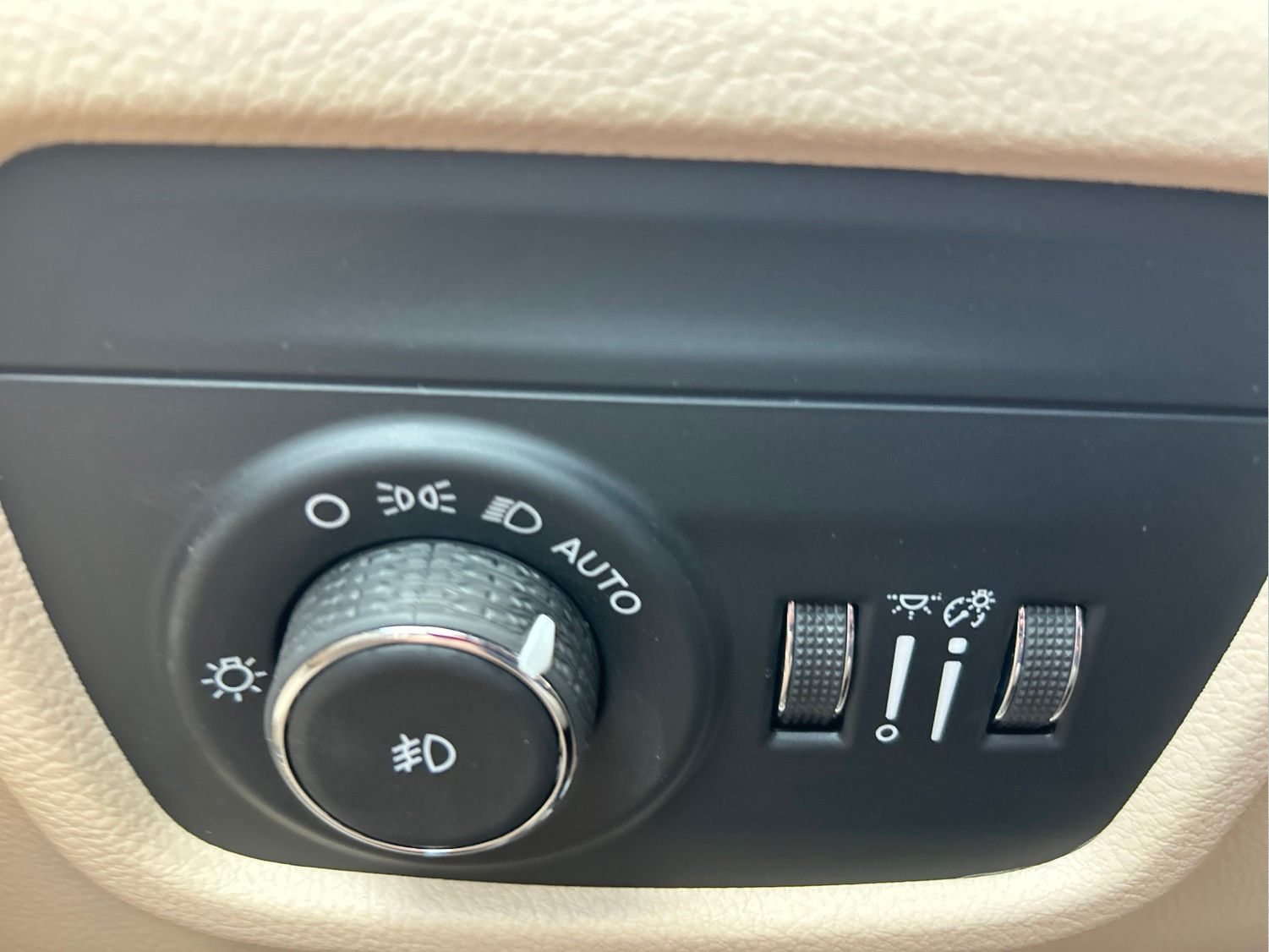 New 2026 Steel Blue Exterior Paint Jeep Limited image 25