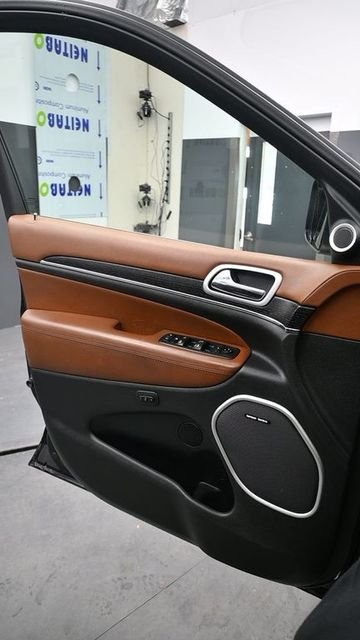 2020 Jeep Grand Cherokee Summit - Photo 17