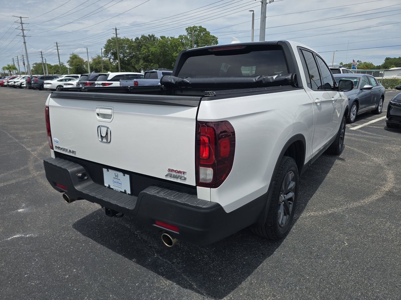 Used 2023 Platinum White Pearl Honda Sport image 4