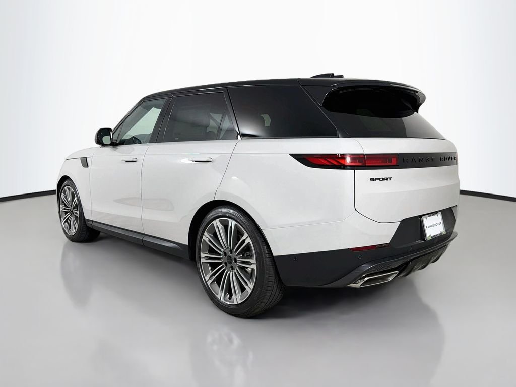 New 2027 Borasco Grey Land Rover  SE P360 image 7