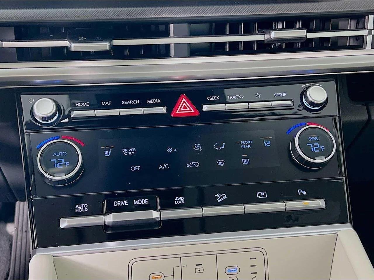 2026 Hyundai Santa Fe Hybrid — photo 11