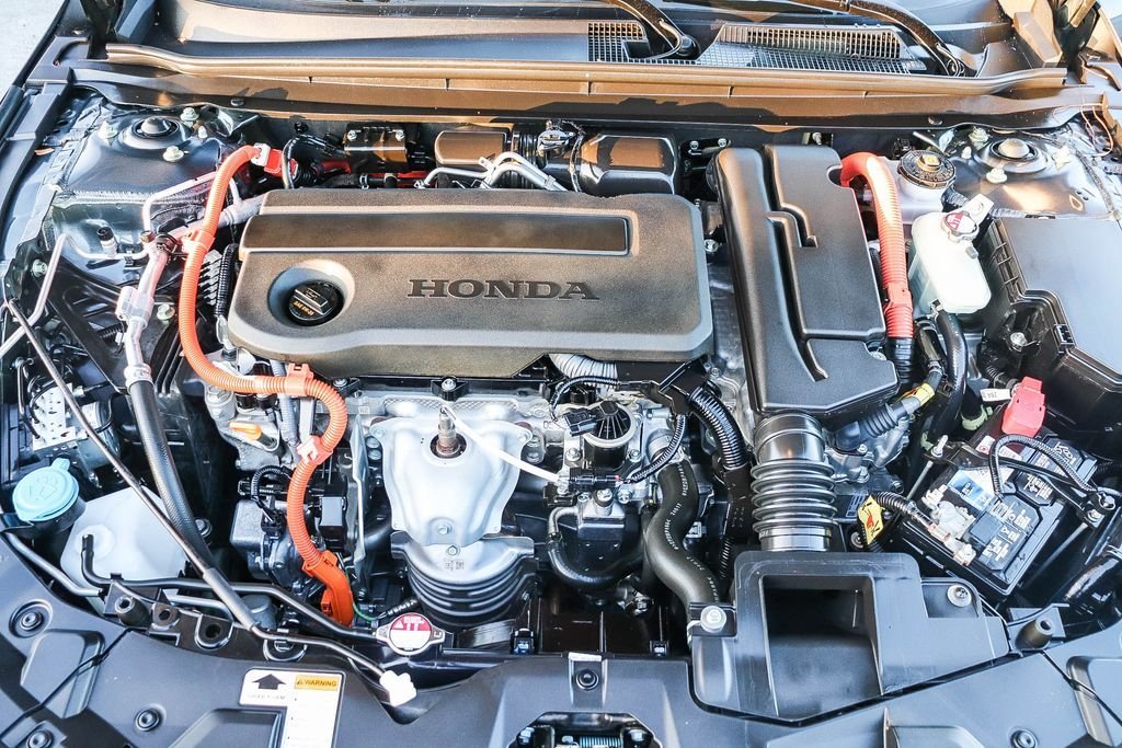 Used 2025 Meteorite Gray Metallic Honda Touring image 31