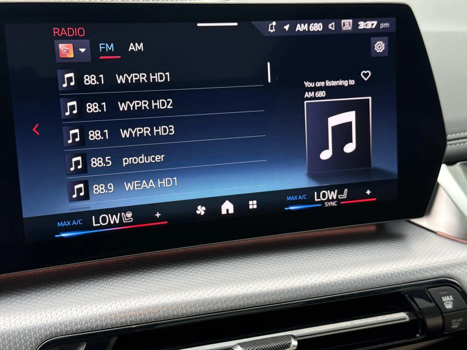Used 2025 Black Sapphire Metallic BMW M35i image 3