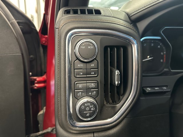 Used 2020 Red GMC AT4 image 29