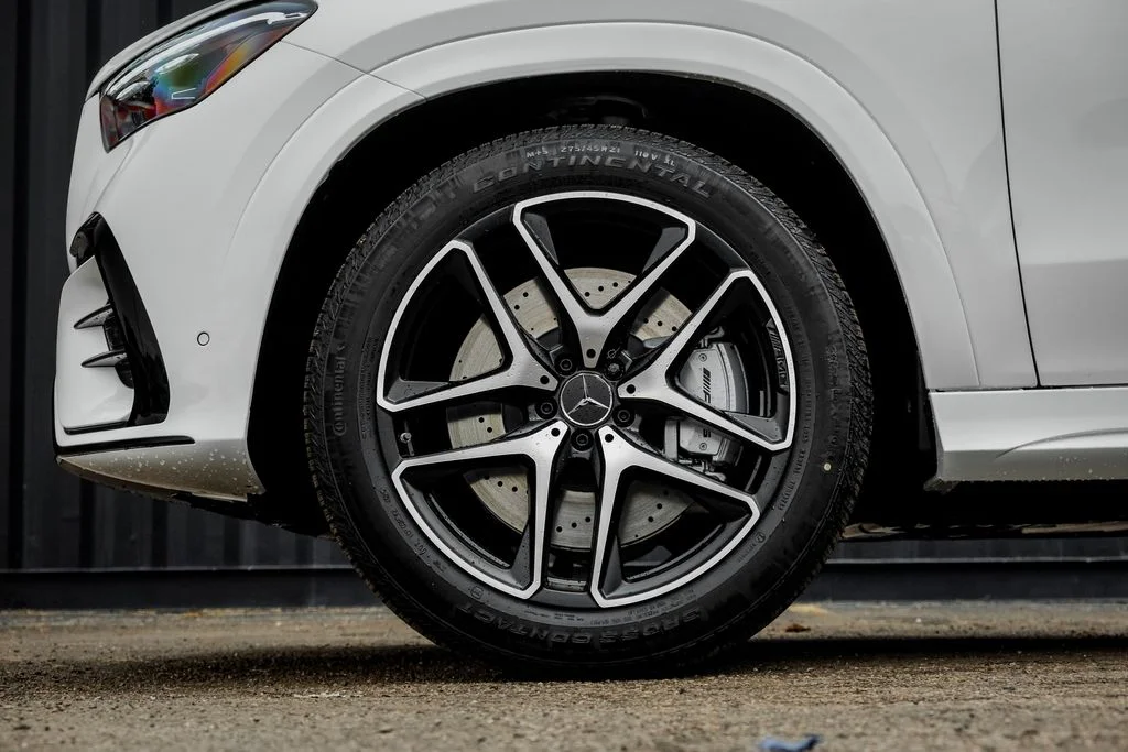 New 2026 Polar White Mercedes-Benz GLE 53 AMG® image 4