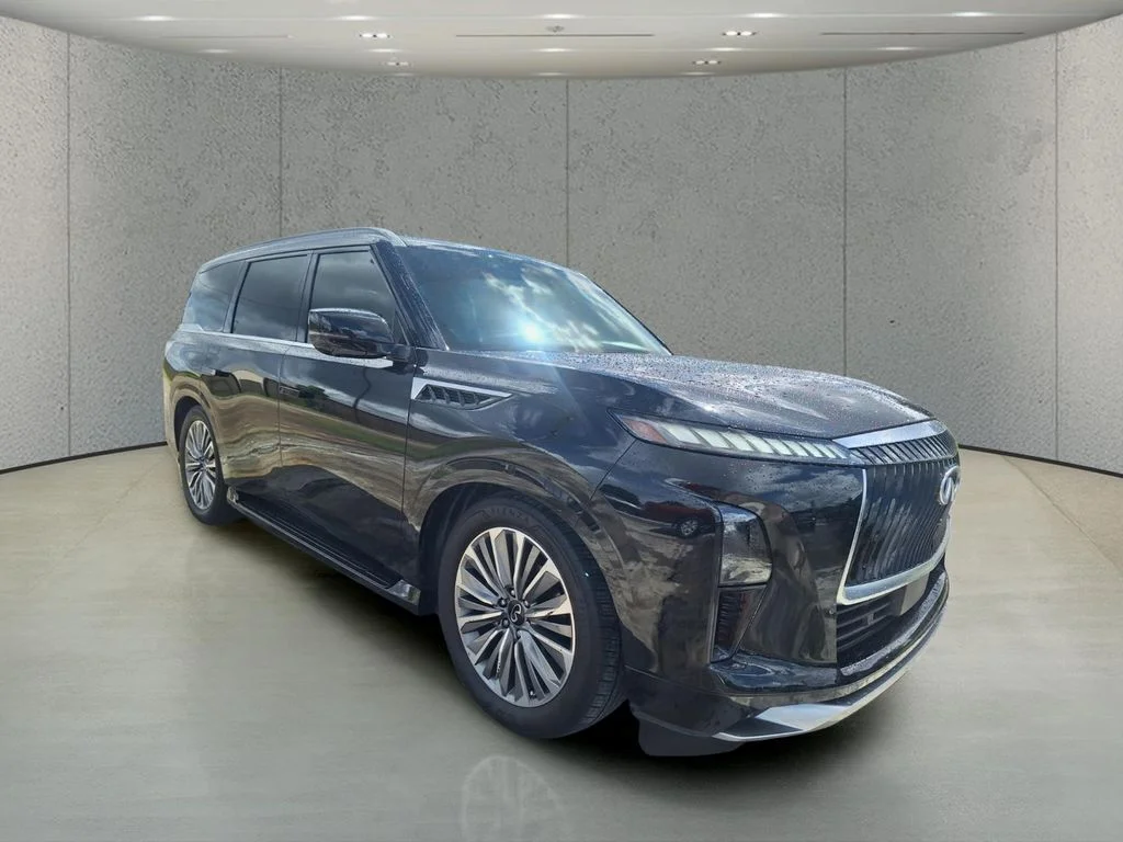 Used 2025 Black INFINITI SENSORY image 7