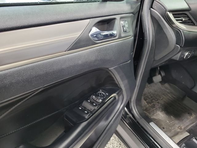 Used 2018  Lincoln Select image 8