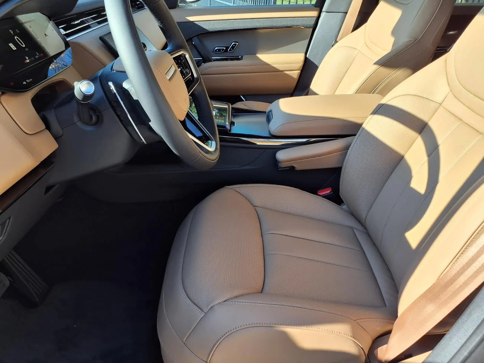 2026 Land Rover Range Rover Sport SE - Photo 9