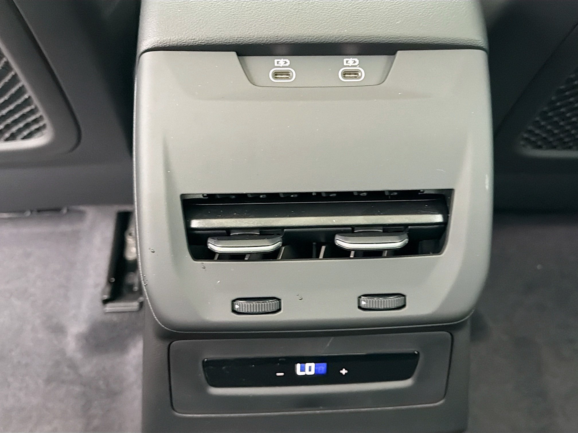 New 2026 Glacier White Metallic Audi Premium Plus image 19