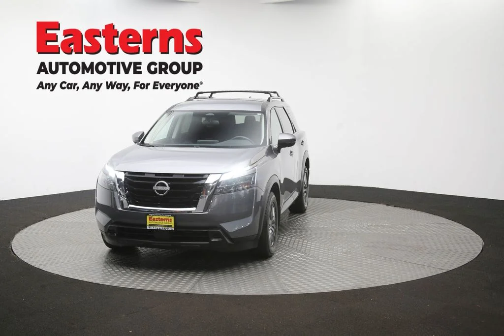 Used 2024 Gray Nissan SV image 55