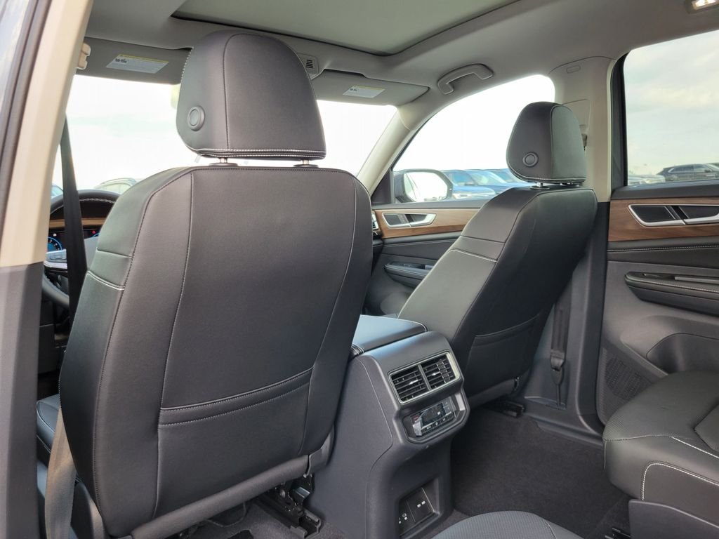 New 2026 Gray Volkswagen SE w/Technology image 5