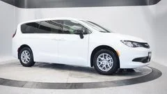 New 2026 Bright White Clear-Coat Exterior Paint Chrysler LX image 33