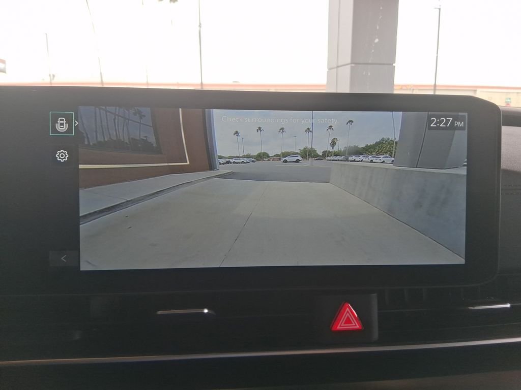 Used 2026  Kia LXS image 13