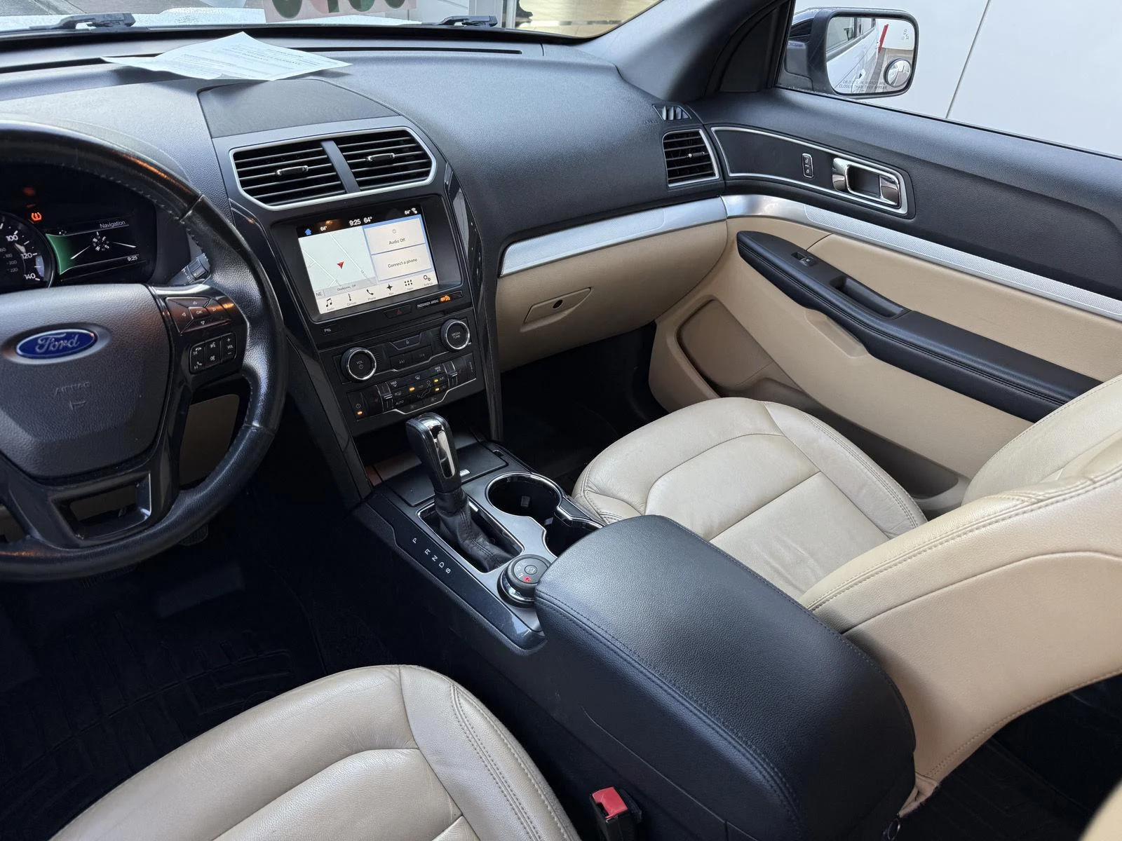 Used 2017 Oxford White Ford XLT image 16