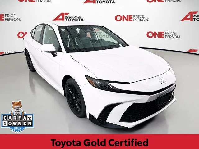 Certified Used 2025 White Toyota SE image 1