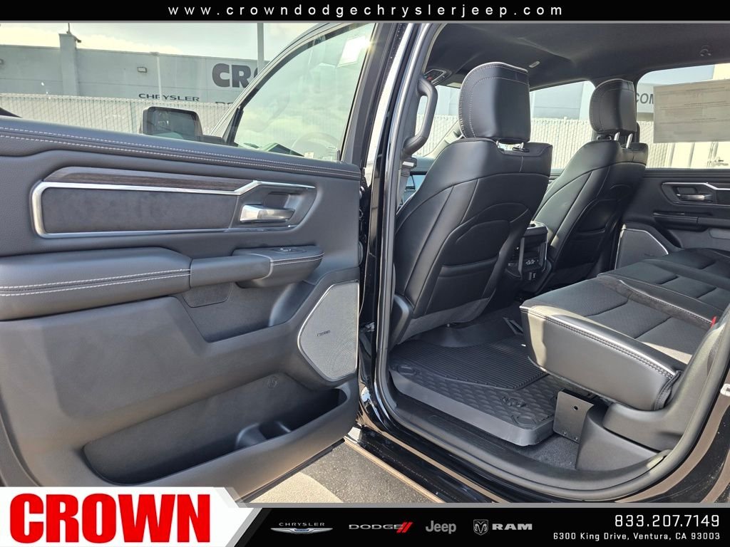 New 2026 Diamond Black Crystal Pearl-Coat Exterior Paint RAM Laramie image 14