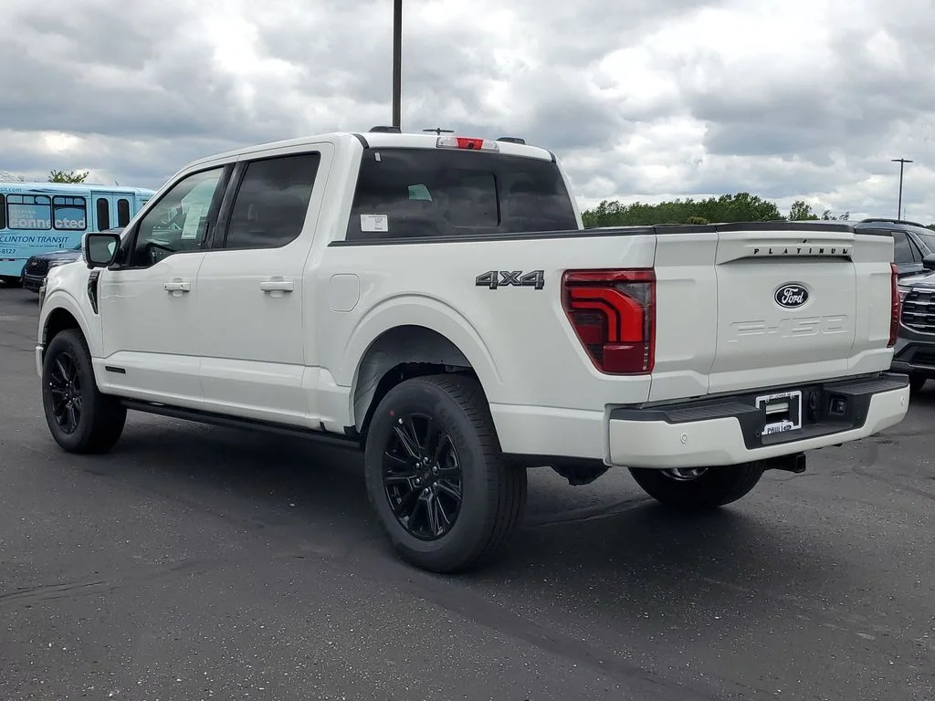 New 2026 Star White Metallic Tri-Coat Ford Platinum® image 3